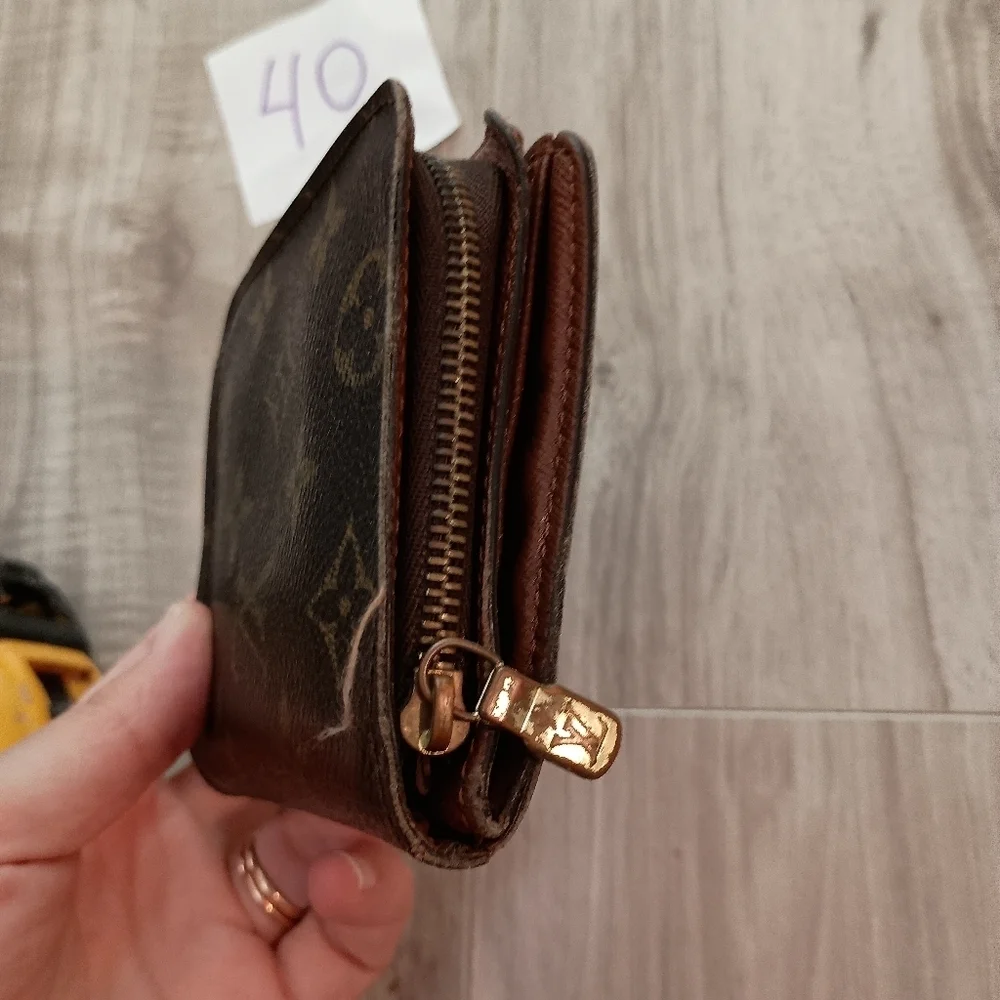 Louis Vuitton Brown Mongram Canvas Wallet Bi Fold - Picture 10 of 12